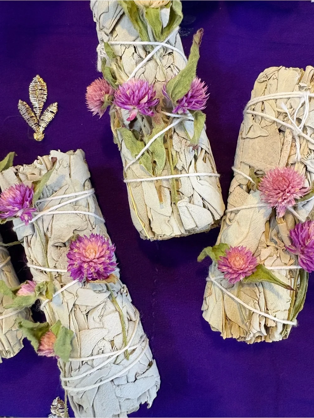 White Sage Bundle Everlasting Dried Flowers Cleansing Floral Sage Smudge Stick